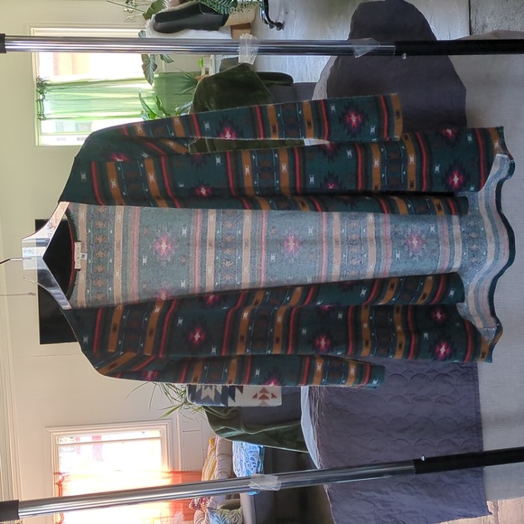 Long Sleeve Cardigan - Picture 3 of 6